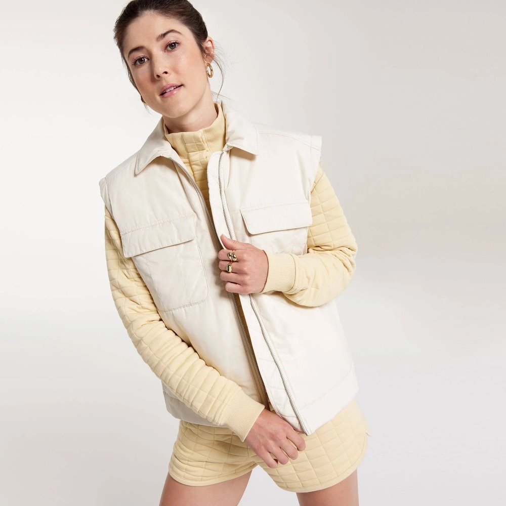 CALIA Light Sand Fashion Zip Vest Women M Cream Insulated Utility Pockets NEW